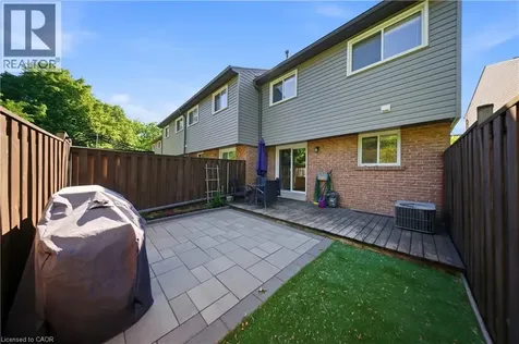 33 Tara Park Crescent Brampton ON L6V 3E3