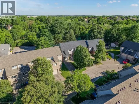 33 Tara Park Crescent Brampton ON L6V 3E3
