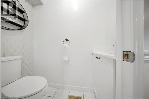 33 Tara Park Crescent Brampton ON L6V 3E3