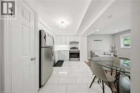 33 Tara Park Crescent Brampton ON L6V 3E3