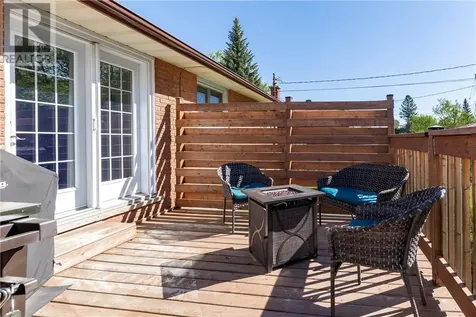 582 Westmount Avenue Sudbury ON P3A 1B4