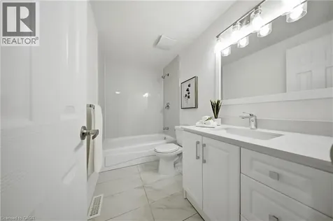 2637 Altadena Court Mississauga ON L5K 1G1