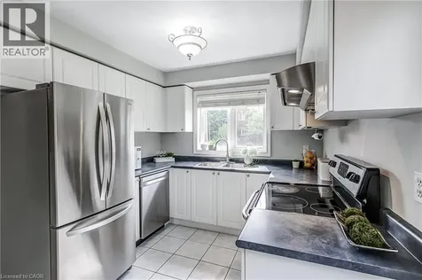 1749 Creek Way Burlington ON L7L 7E1