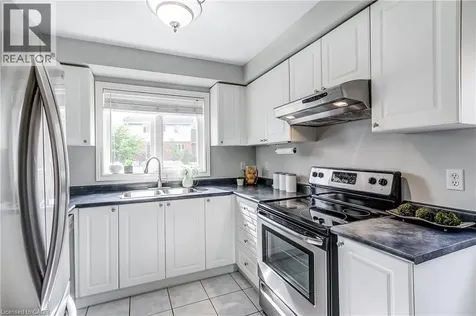 1749 Creek Way Burlington ON L7L 7E1