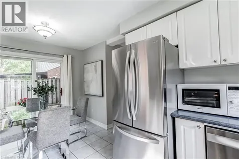1749 Creek Way Burlington ON L7L 7E1