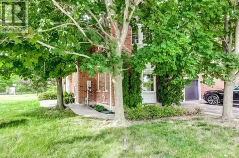 1749 Creek Way Burlington ON L7L 7E1