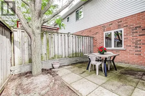 1749 Creek Way Burlington ON L7L 7E1