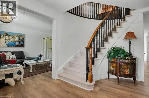 4566 Cedarbrook Lane Beamsville ON L0R 1B5