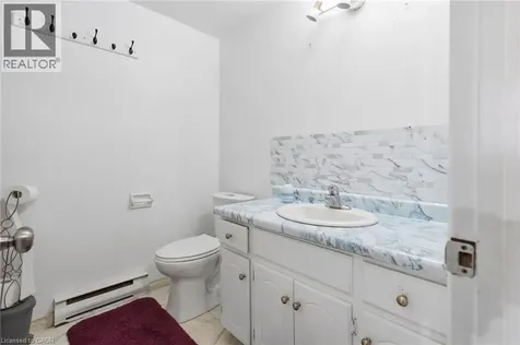 126 Dinison Crescent Kitchener ON N2E 2V2