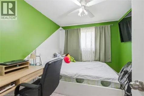 126 Dinison Crescent Kitchener ON N2E 2V2