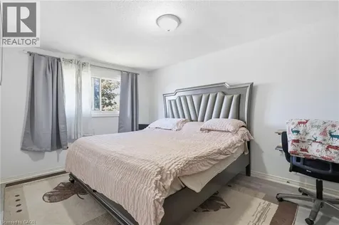126 Dinison Crescent Kitchener ON N2E 2V2