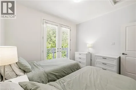 1011 Deta Road Mississauga ON L5E 0A2