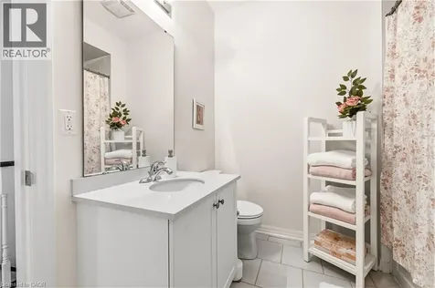 1011 Deta Road Mississauga ON L5E 0A2