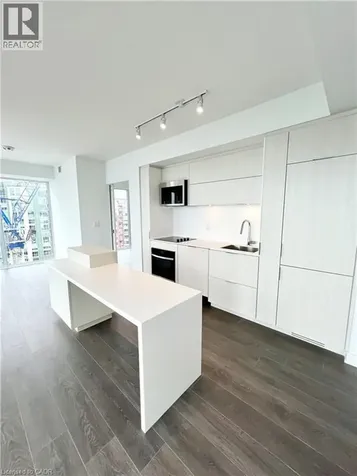 370 Martha Street Burlington ON L7R 0G9