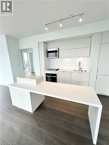 370 Martha Street Burlington ON L7R 0G9