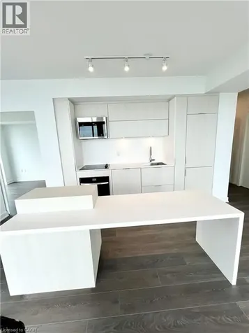 370 Martha Street Burlington ON L7R 0G9