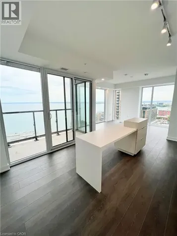 370 Martha Street Burlington ON L7R 0G9