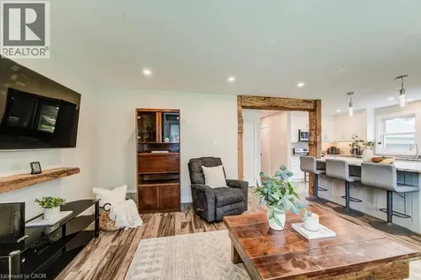 24 Belmont Avenue East Kitchener ON N2M 4B9