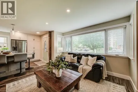 24 Belmont Avenue East Kitchener ON N2M 4B9