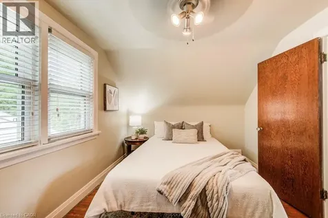 24 Belmont Avenue East Kitchener ON N2M 4B9