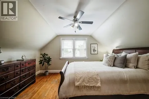 24 Belmont Avenue East Kitchener ON N2M 4B9