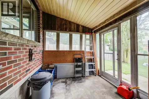 24 Belmont Avenue East Kitchener ON N2M 4B9