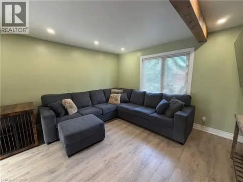 94 Howard Avenue Hamilton ON L9A 2W5