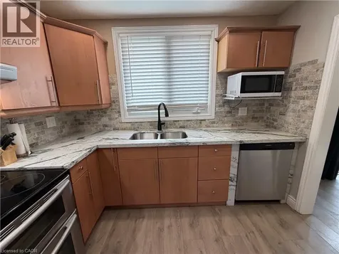 94 Howard Avenue Hamilton ON L9A 2W5