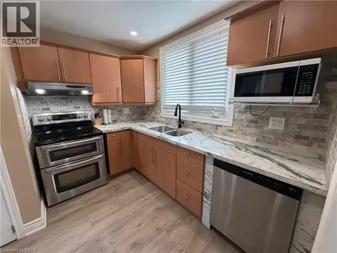 94 Howard Avenue Hamilton ON L9A 2W5