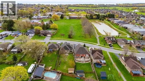 21 Kelly Drive Port Dover ON N0A 1N5