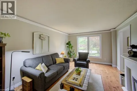 57 Robertson Crescent Kitchener ON N2R 1E2