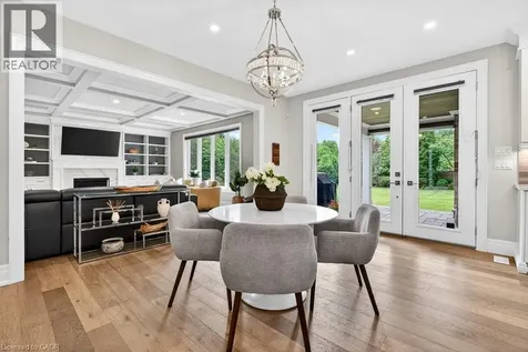 647 Cedar Avenue Burlington ON L7T 2R4