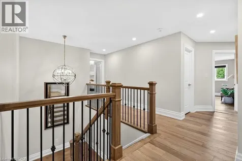 647 Cedar Avenue Burlington ON L7T 2R4