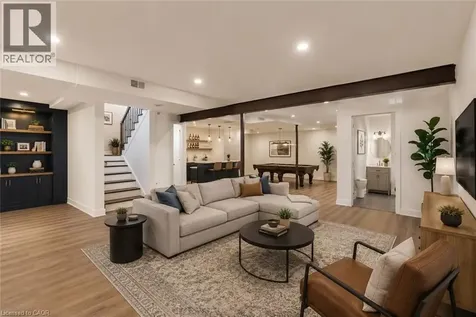 647 Cedar Avenue Burlington ON L7T 2R4