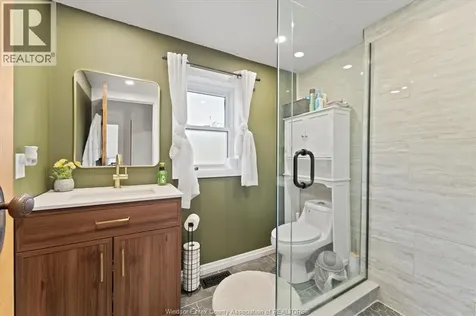 1263 Monmouth Windsor ON N8Y 3M2