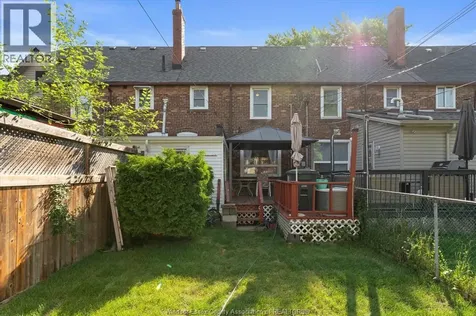 1263 Monmouth Windsor ON N8Y 3M2
