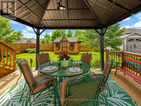 287 Evergreen Trail Petrolia ON N0N 1R0
