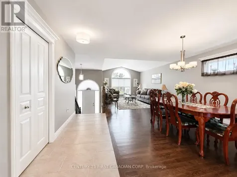 287 Evergreen Trail Petrolia ON N0N 1R0