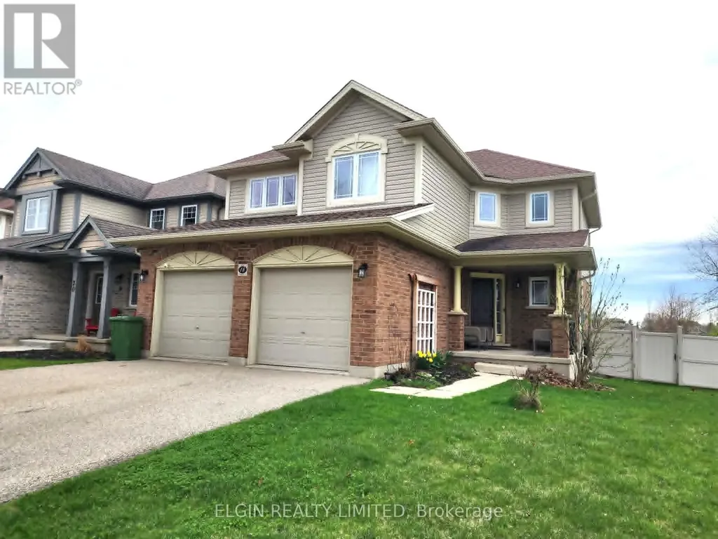 18 Peach Tree Boulevard St. Thomas ON N5R 1L2