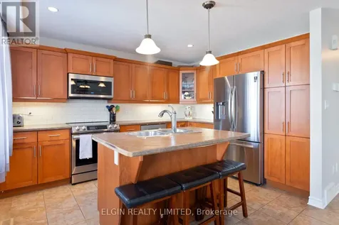 18 Peach Tree Boulevard St. Thomas ON N5R 1L2