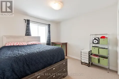 18 Peach Tree Boulevard St. Thomas ON N5R 1L2