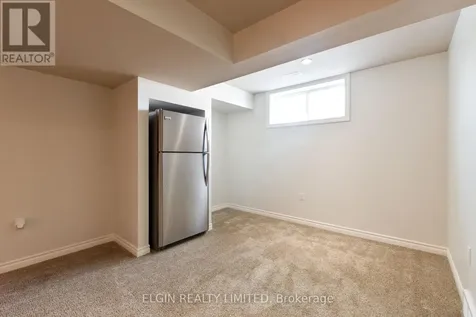 18 Peach Tree Boulevard St. Thomas ON N5R 1L2