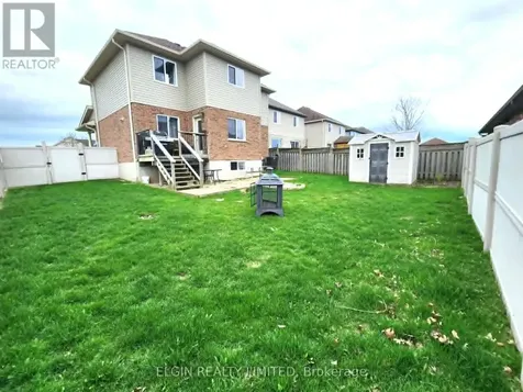 18 Peach Tree Boulevard St. Thomas ON N5R 1L2