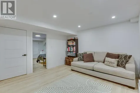 3 Meadowvale Drive St. Thomas ON N5P 4P1