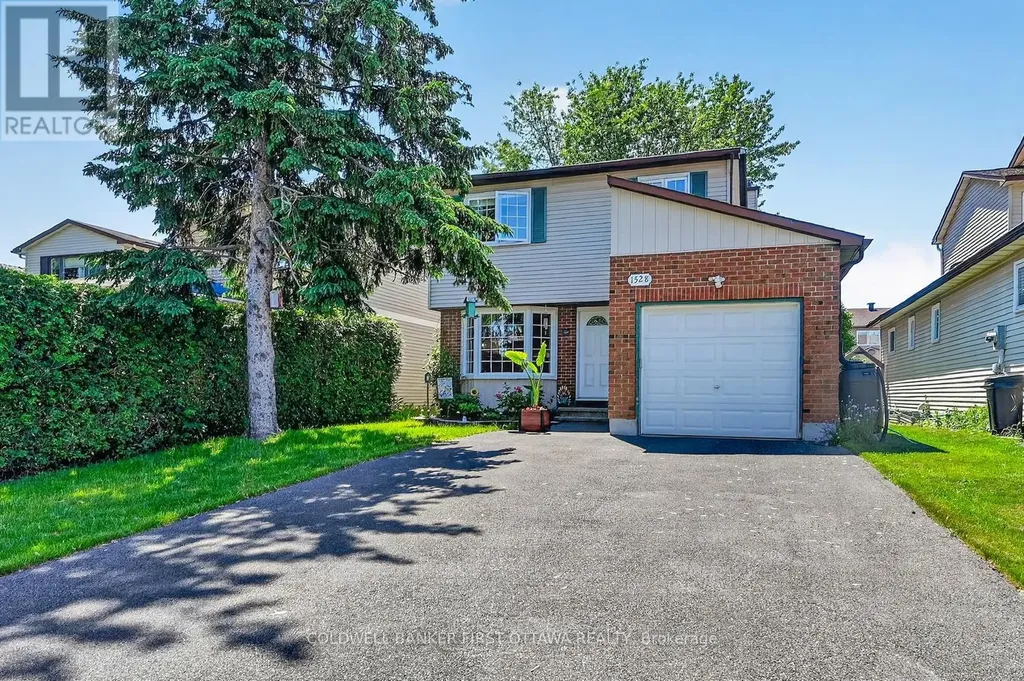 1528 Brookmill Lane Ottawa ON K1B 5G4