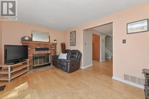1528 Brookmill Lane Ottawa ON K1B 5G4