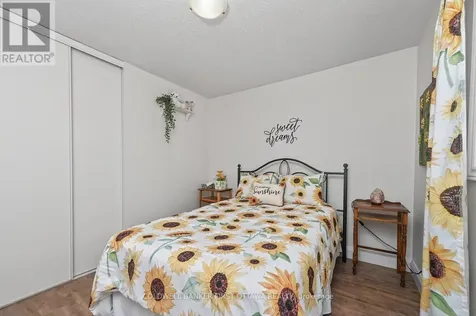 1528 Brookmill Lane Ottawa ON K1B 5G4