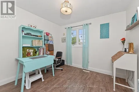 1528 Brookmill Lane Ottawa ON K1B 5G4