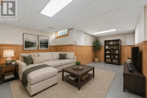 1528 Brookmill Lane Ottawa ON K1B 5G4