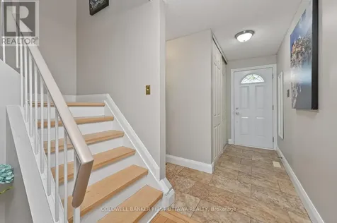 1528 Brookmill Lane Ottawa ON K1B 5G4